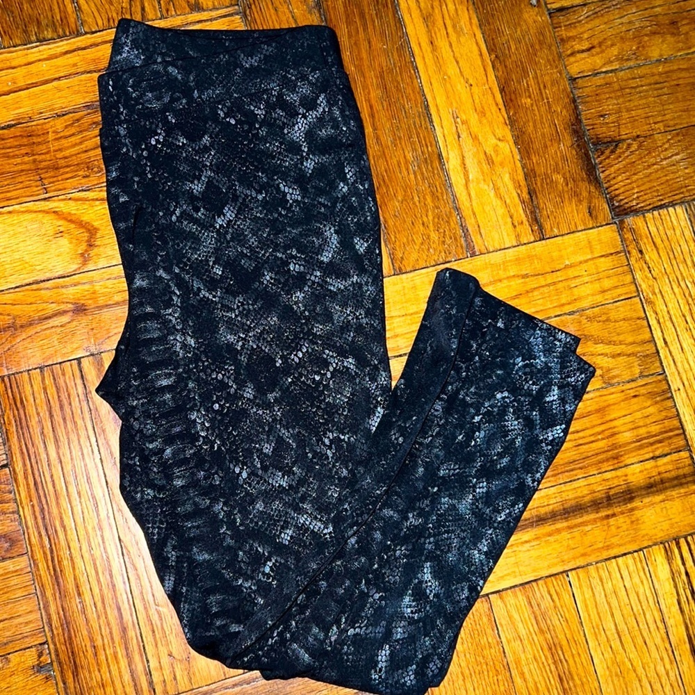 Express black leggings size; S